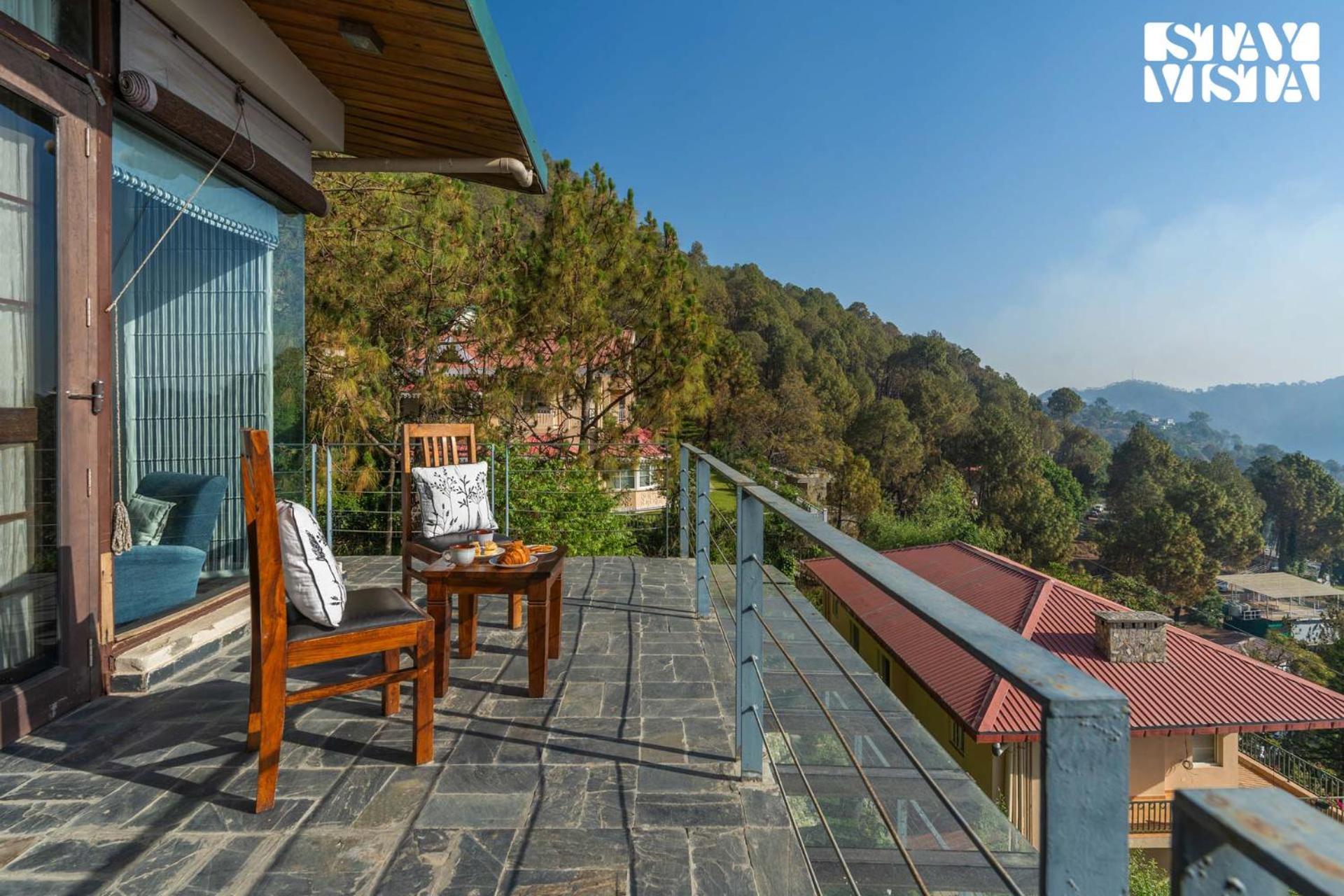 Stayvista At Hillcrest Villa With Valley View, Bonfire And Heater Kasauli Εξωτερικό φωτογραφία